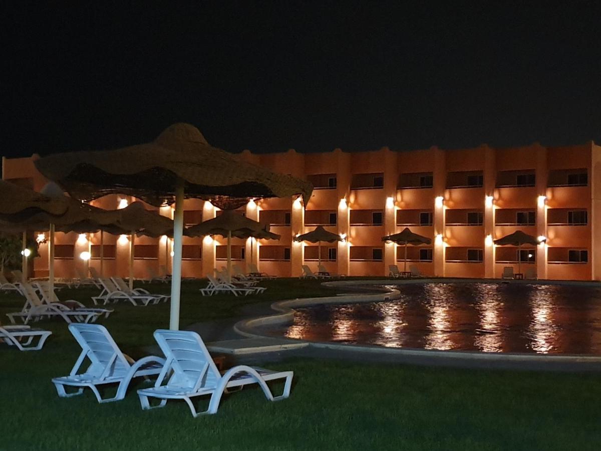 Fanar Hotel Ajn-Szuhna Kültér fotó