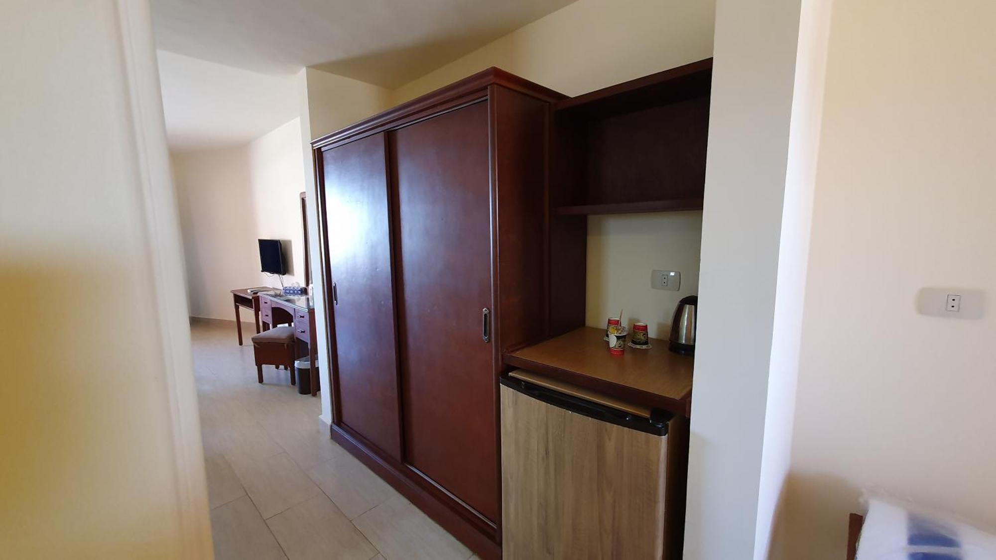 Fanar Hotel Ajn-Szuhna Szoba fotó