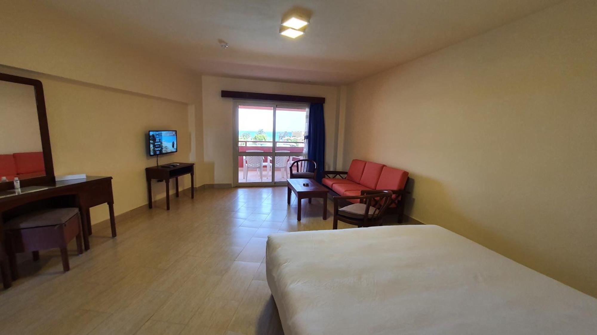 Fanar Hotel Ajn-Szuhna Szoba fotó