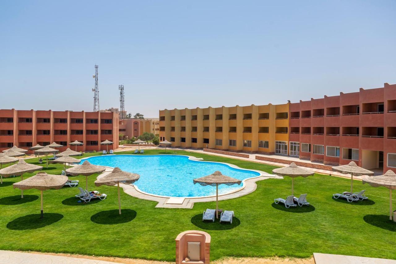 Fanar Hotel Ajn-Szuhna Kültér fotó