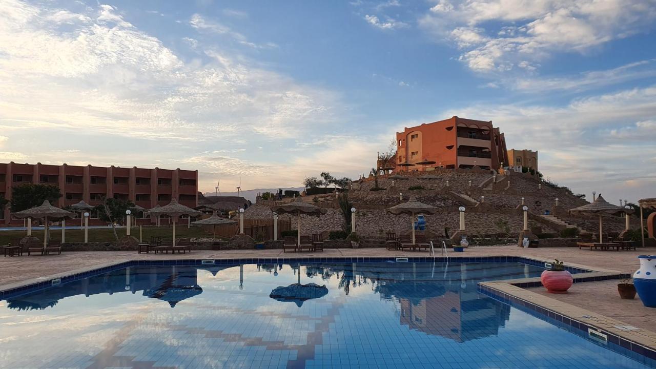 Fanar Hotel Ajn-Szuhna Kültér fotó